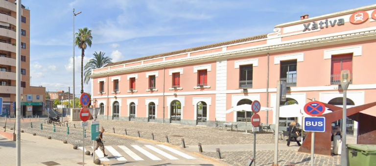 Parking Saba Xátiva Train Station